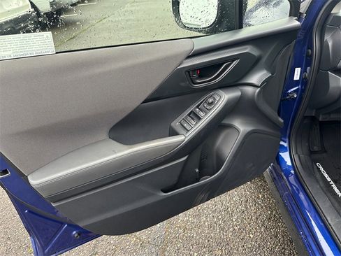 Certified 2024 Subaru Crosstrek 2.0i Premium image 11