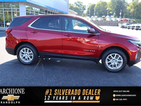 Used 2023 Chevrolet Equinox LT AWD/4WD image 1