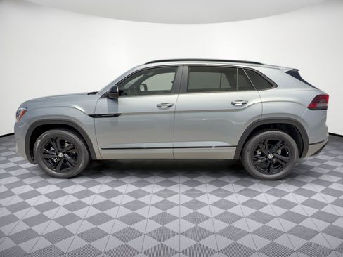 New 2026 Volkswagen Atlas Cross Sport SEL R-Line AWD/4WD image 2