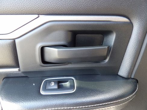 Used 2020 RAM 3500 Tradesman w/ Chrome Appearance Group image 30