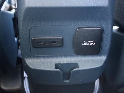 Used 2025 Ford Maverick XLT w/ XLT Luxury Package FWD image 37