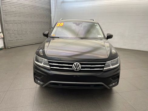 Used 2020 Volkswagen Tiguan SEL AWD/4WD image 10