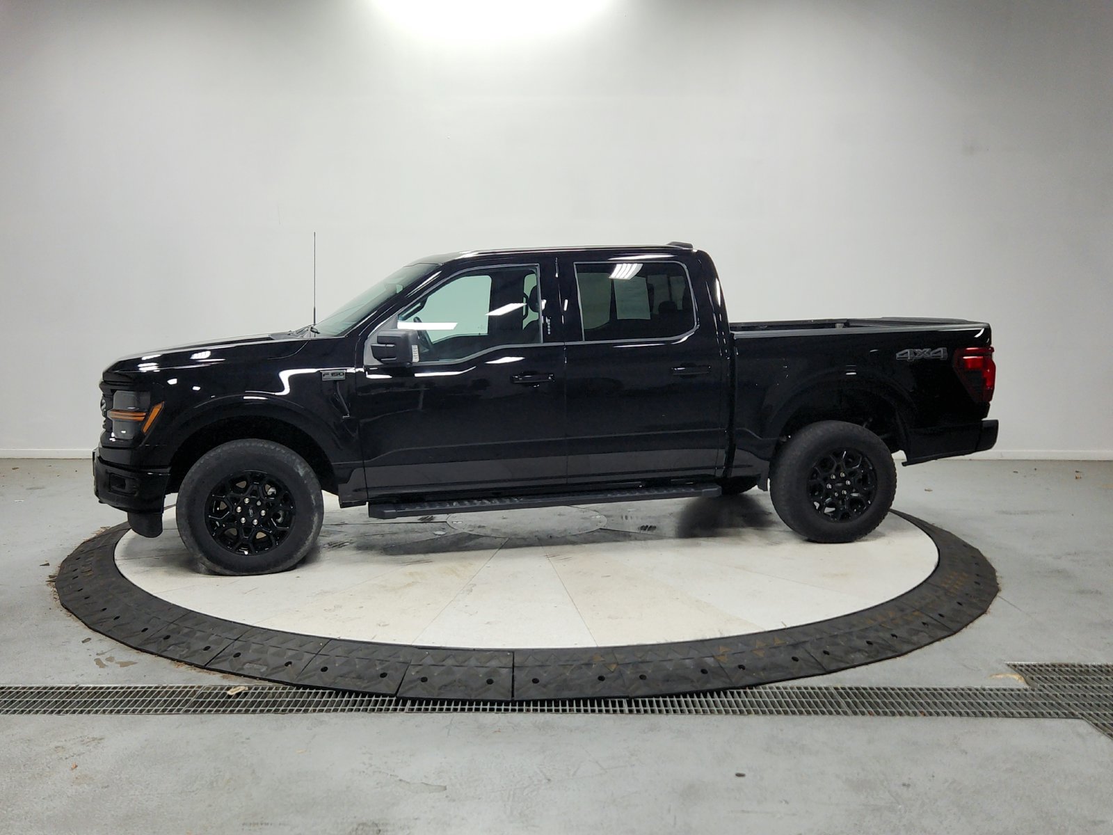 Used 2024 Ford F150 XLT w/ Equipment Group 302A MID AWD/4WD image 5