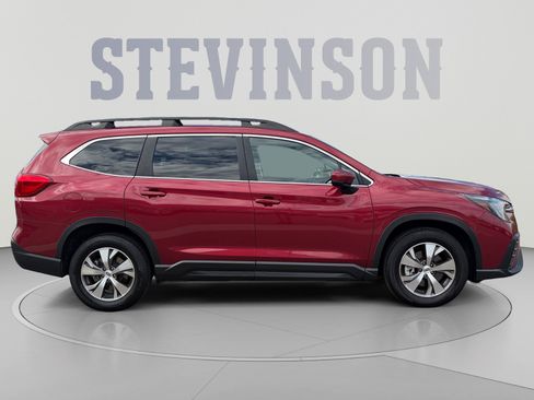 Used 2024 Subaru Ascent Premium w/ Convenience Package AWD/4WD image 6