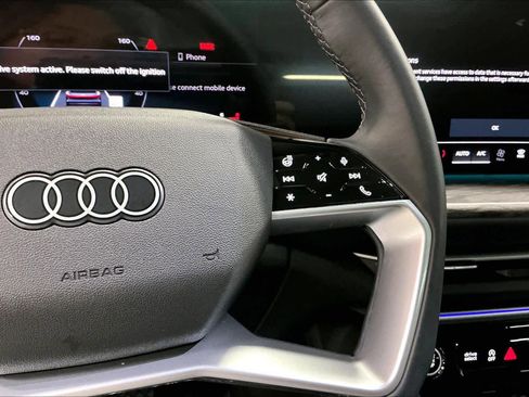 Used 2025 Audi Q5 Prestige image 21