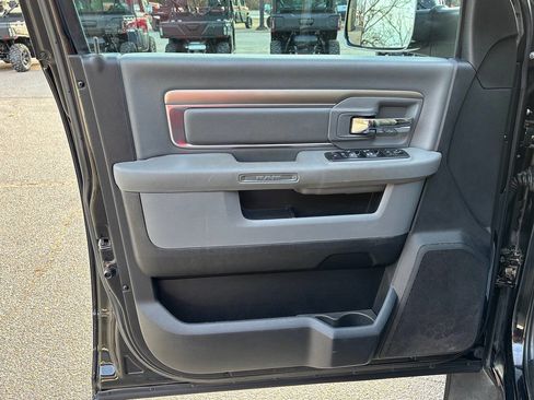 Used 2018 RAM 2500 Big Horn w/ Harvest Edition image 16