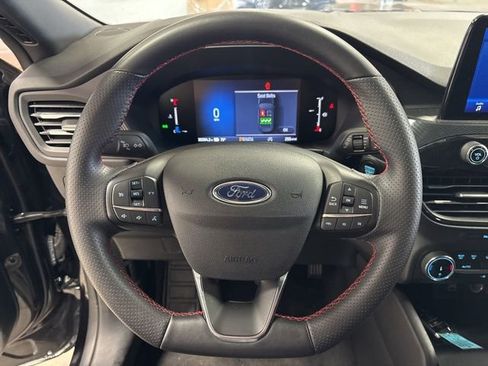Used 2025 Ford Escape ST-Line AWD/4WD image 17