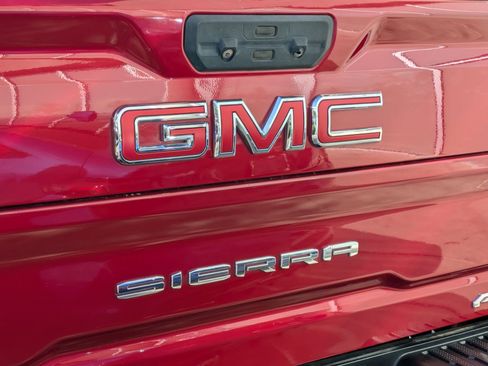 Used 2020 GMC Sierra 2500 AT4 w/ AT4 Premium Package AWD/4WD image 24