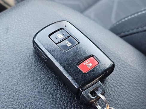 Used 2023 Toyota Tacoma TRD Sport AWD/4WD image 35