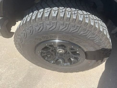 Used 2024 Ford Bronco Wildtrak AWD/4WD image 14