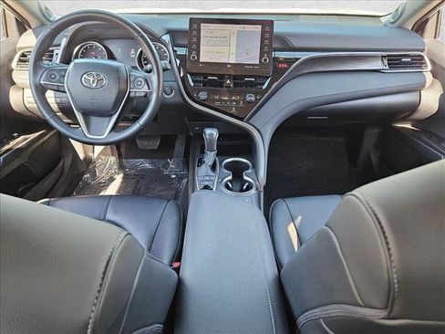 Used 2024 Toyota Camry XLE image 17