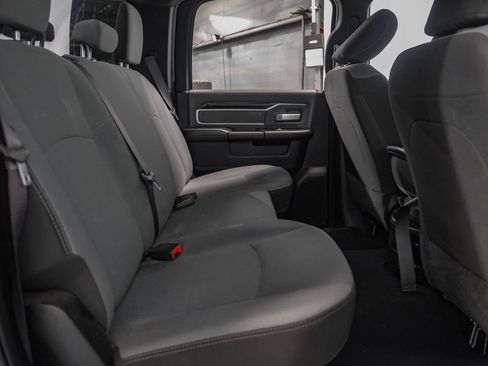 Used 2021 RAM 2500 Big Horn image 36