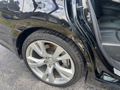 Used 2019 INFINITI Q70 Luxe w/ Sport Package RWD image 16
