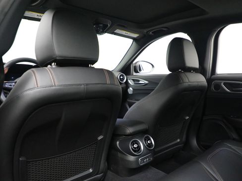 New 2025 Alfa Romeo Giulia Intensa w/ Driving Assist Package image 22