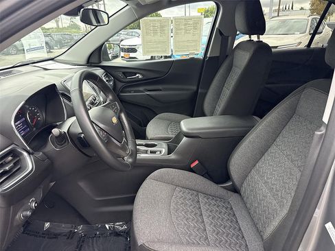 Used 2023 Chevrolet Equinox LT FWD image 17