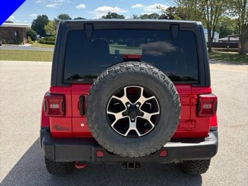 Used 2018 Jeep Wrangler Unlimited Rubicon AWD/4WD image 5