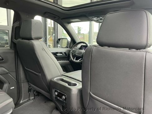 Used 2026 Chevrolet Tahoe RST w/ Comfort Package AWD/4WD image 21