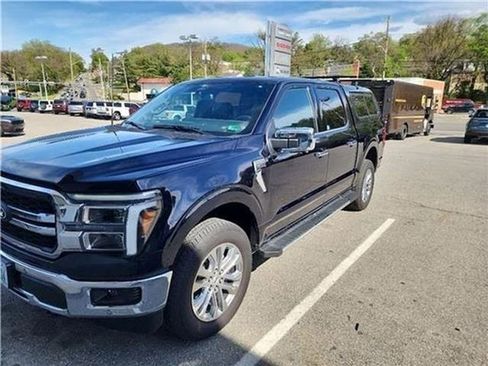 Used 2025 Ford F150 Lariat w/ Equipment Group 502A High AWD/4WD image 6