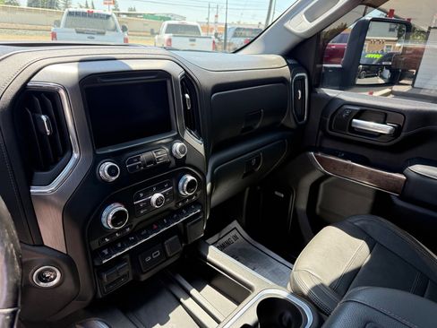 Used 2021 GMC Sierra 2500 Denali w/ Denali Ultimate Package image 10