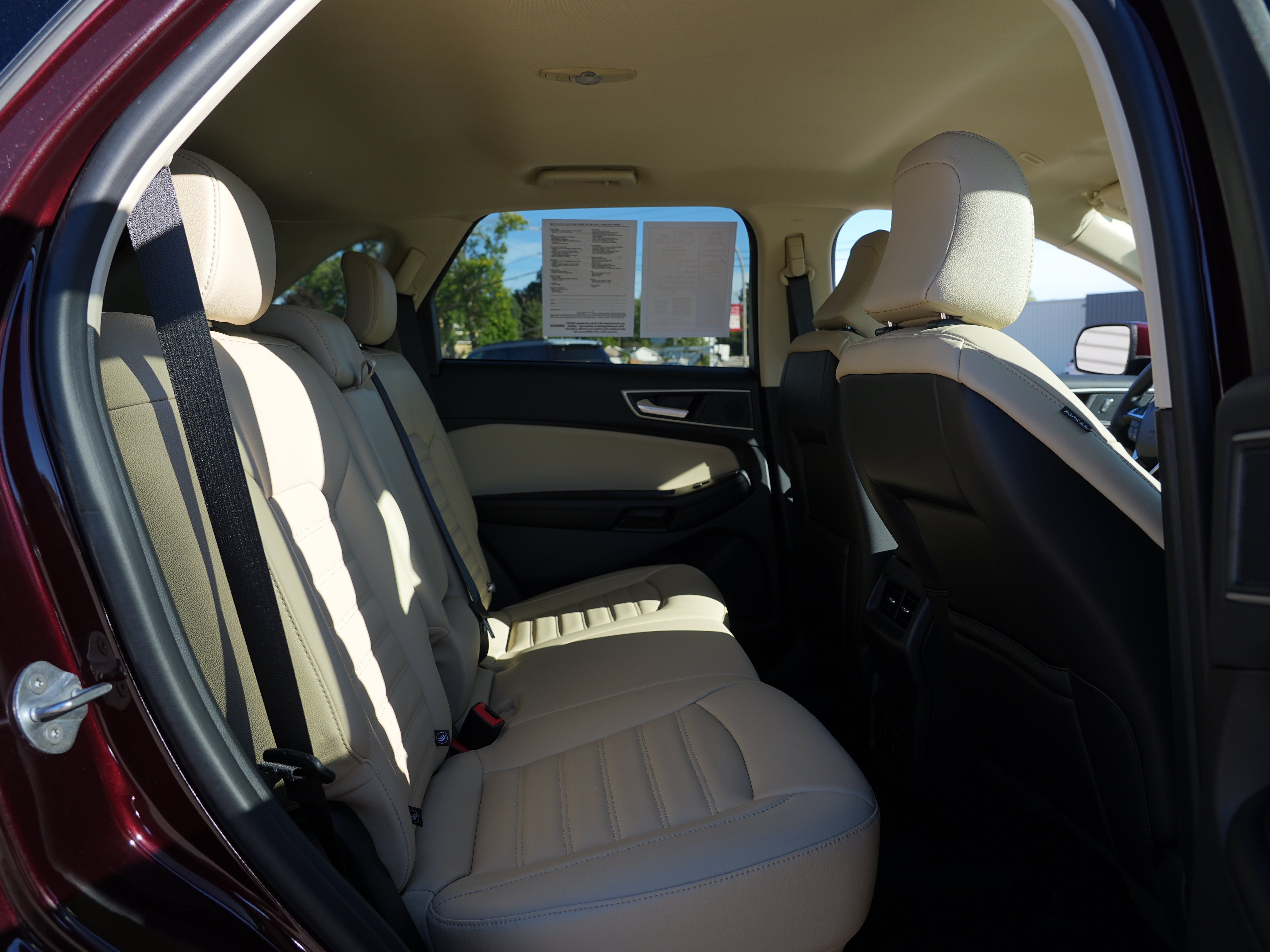 Used 2024 Ford Edge SEL w/ Convenience Package AWD/4WD image 32