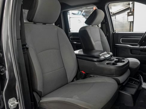 Used 2024 RAM 2500 Big Horn image 34
