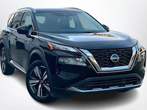 Used 2023 Nissan Rogue SL w/ SL Premium Package image 3