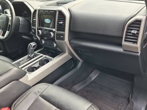 Used 2020 Ford F150 Lariat w/ Equipment Group 502A Luxury AWD/4WD image 22