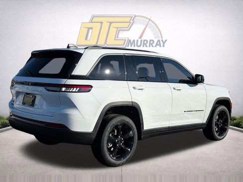 New 2026 Jeep Grand Cherokee Limited w/ Limited Altitude Package AWD/4WD image 5