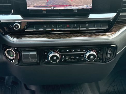 New 2026 GMC Sierra 1500 Elevation w/ Elevation Select Package AWD/4WD image 25