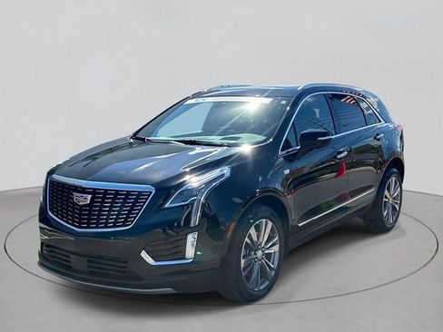 Certified 2025 Cadillac XT5 Premium Luxury w/ Technology Package AWD/4WD image 32