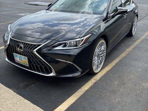 Used 2024 Lexus ES 350 w/ Premium Package FWD image 1