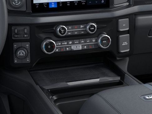 New 2026 Ford F250 Platinum image 17