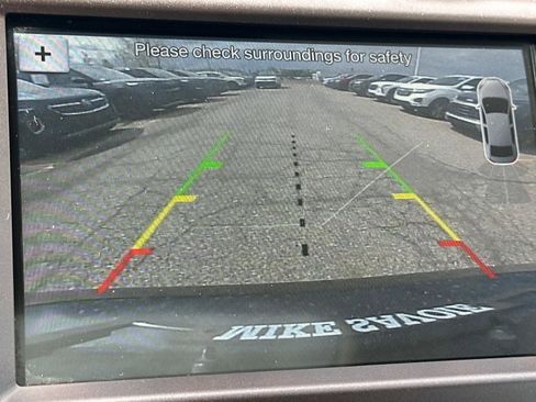 Used 2018 Ford Fusion Titanium FWD image 28