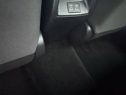 Used 2024 Toyota Corolla LE image 24