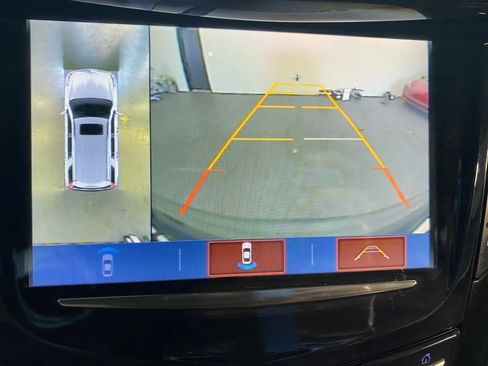 Used 2019 Cadillac Escalade Premium Luxury image 17