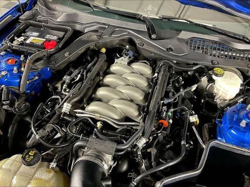 Used 2020 Ford Mustang GT w/ Ford Safe & Smart Package RWD image 40