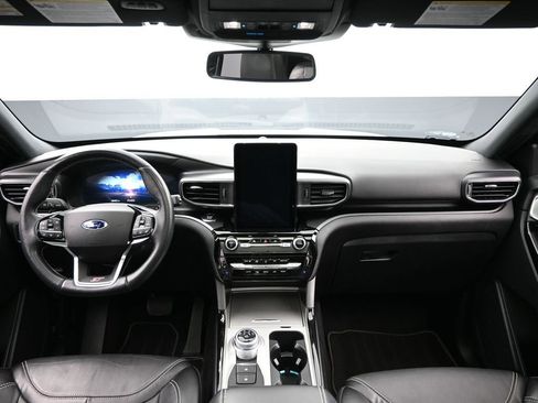 Used 2021 Ford Explorer ST w/ Equipment Group 401A image 30