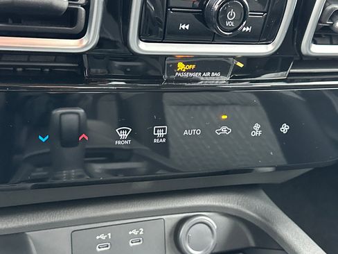 New 2026 Nissan Sentra SV image 19