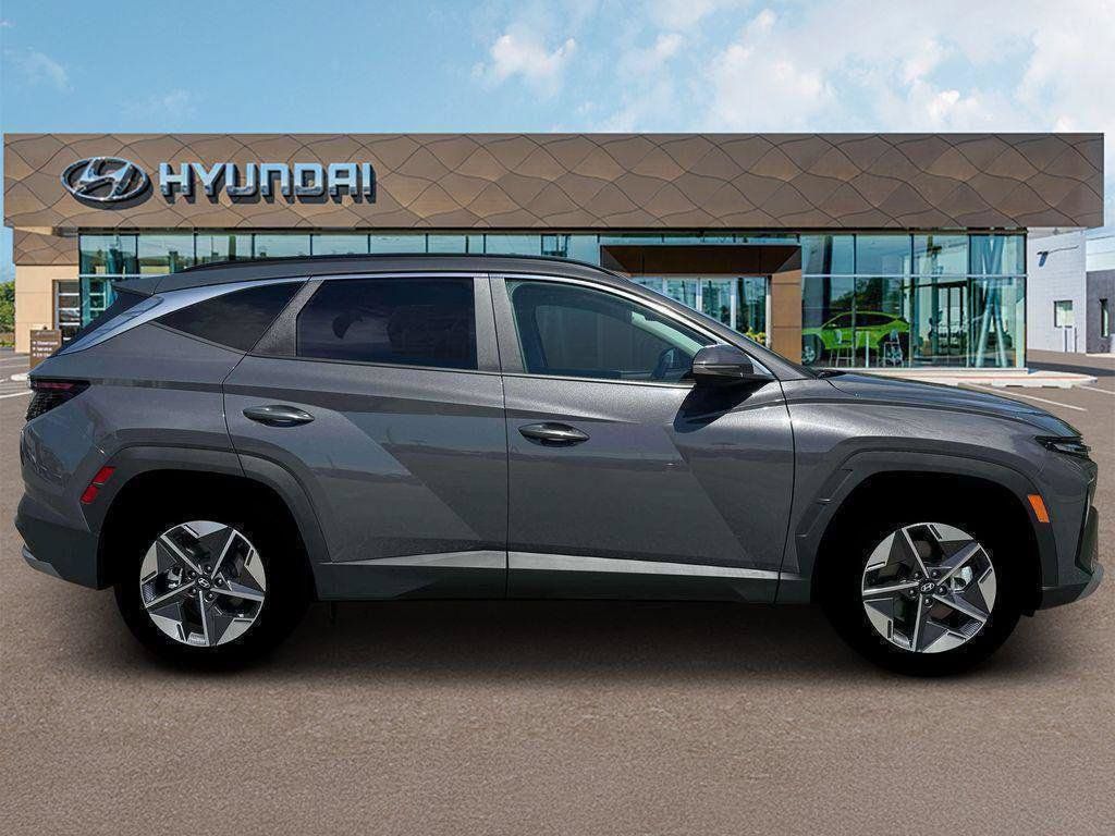 New 2026 Hyundai Tucson SEL FWD image 9