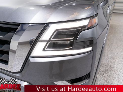 Used 2021 Nissan Armada SL AWD/4WD image 9