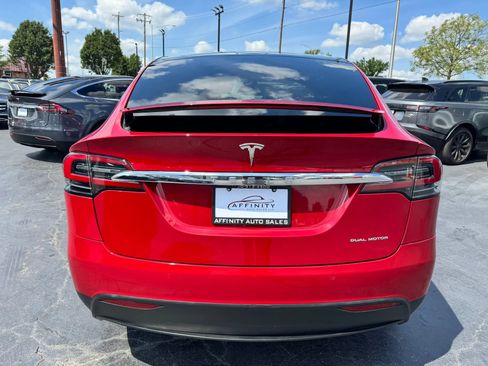 Used 2019 Tesla Model X Performance AWD/4WD image 4