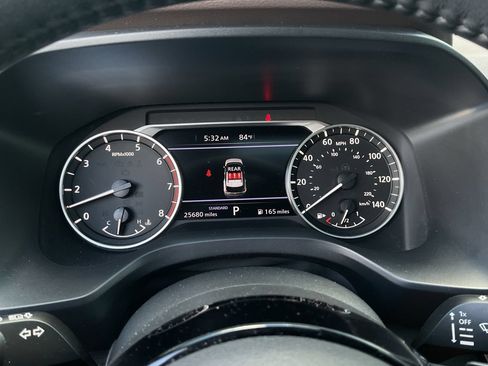 Used 2023 Nissan Rogue SL FWD image 41