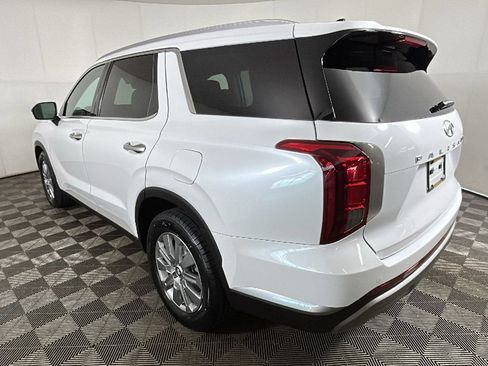 Used 2023 Hyundai Palisade SEL FWD image 5