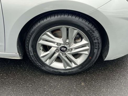 Certified 2020 Hyundai Elantra SEL image 7