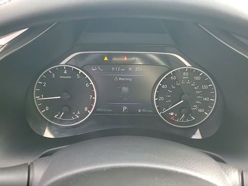 Used 2022 Nissan Murano S image 19