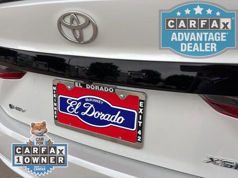 Used 2025 Toyota Camry XSE FWD image 11