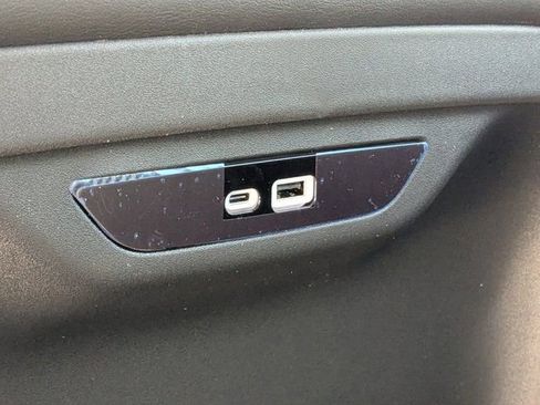 New 2026 Chrysler Pacifica Select image 16