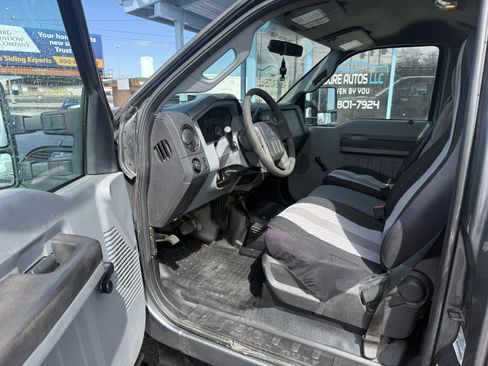 Used 2012 Ford F250 XL image 9