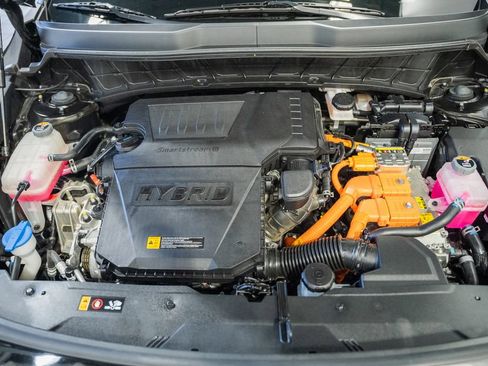 Used 2024 Kia Niro LX FWD image 15
