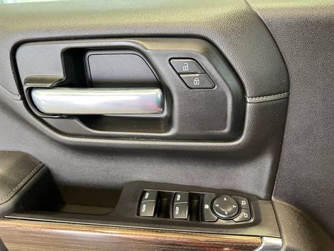 Used 2021 Chevrolet Silverado 1500 LT Trail Boss w/ Convenience Package II AWD/4WD image 15